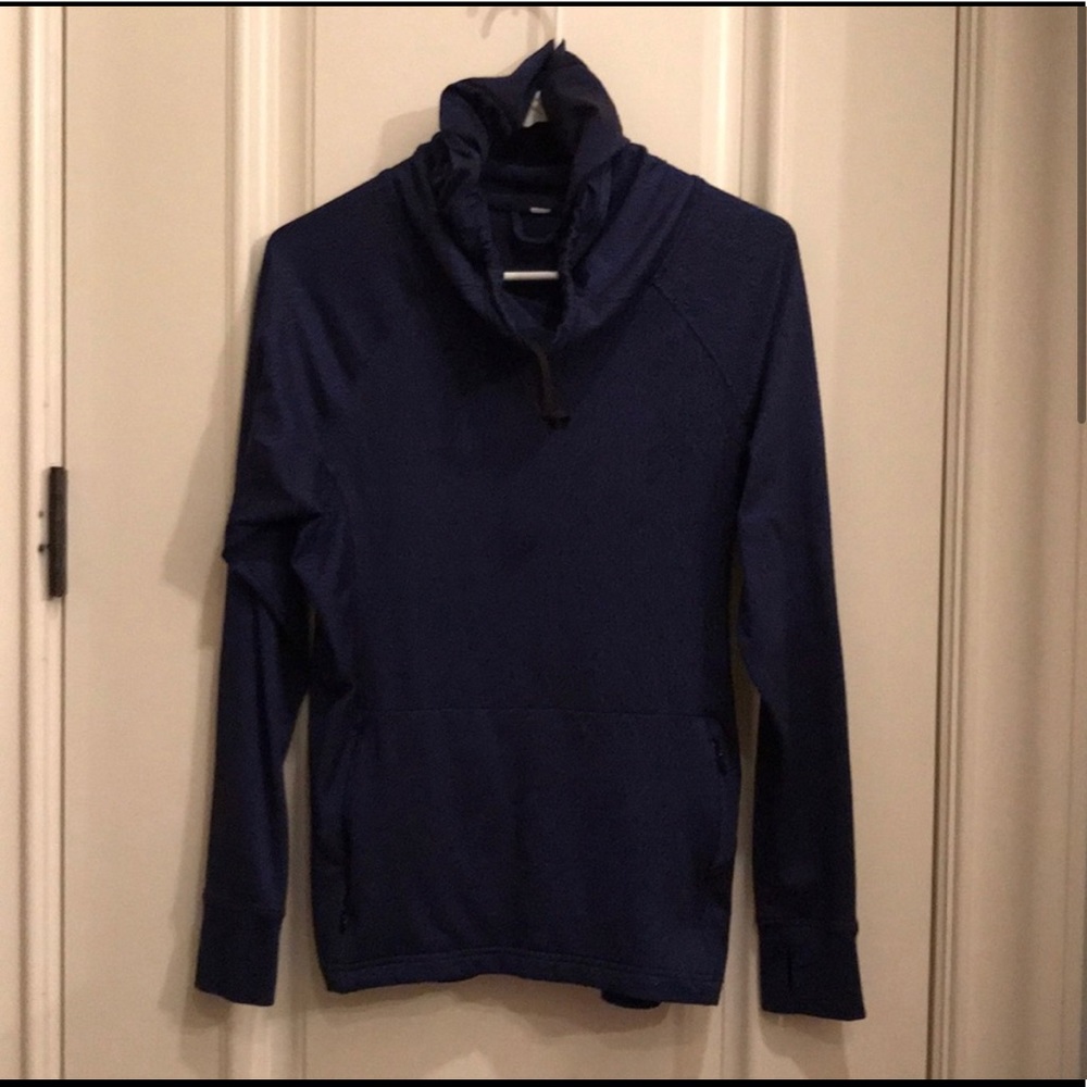 Lululemon pull over